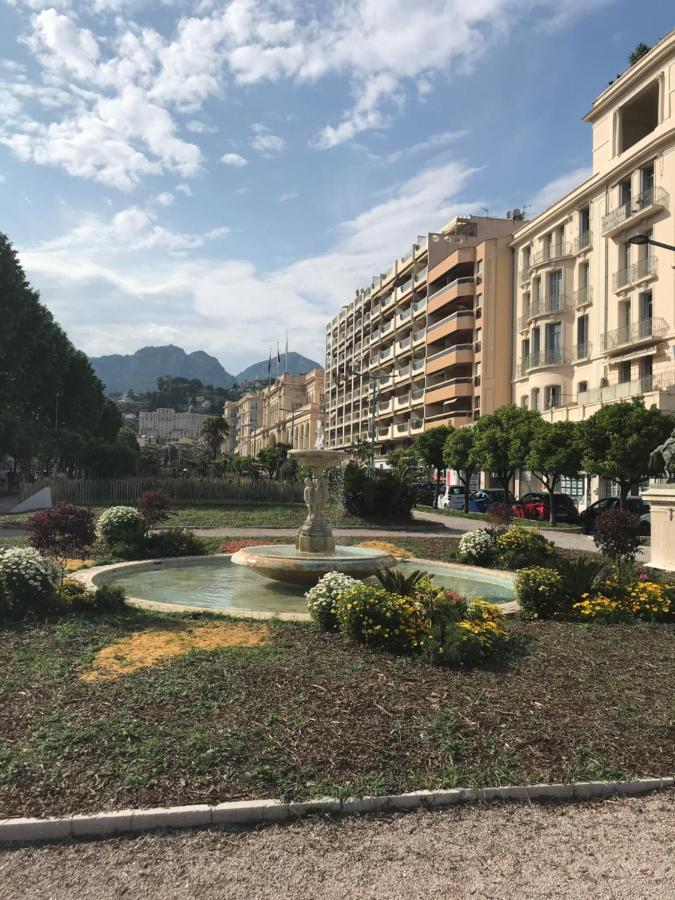 Maroelvi * Menton